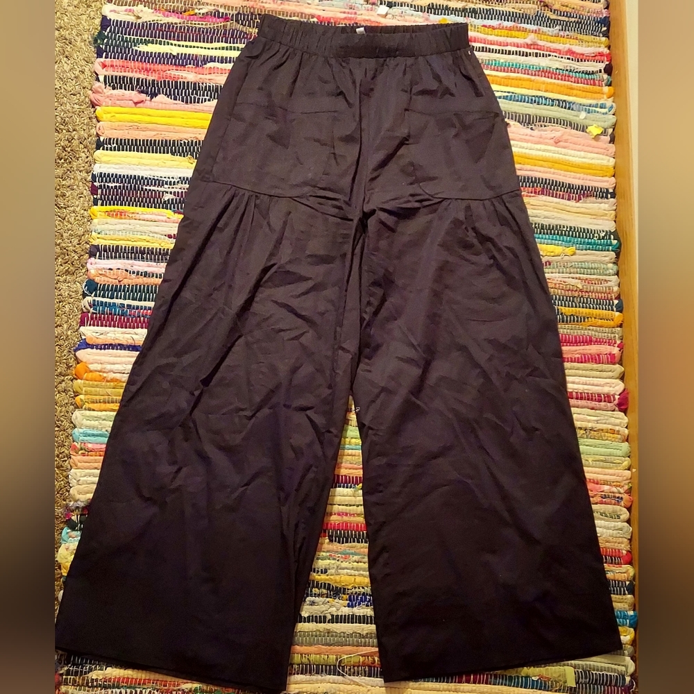 Black Wideleg Pants